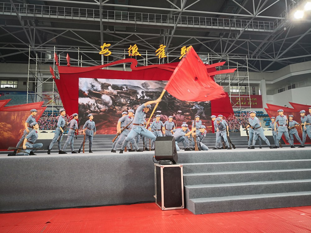 安徽“文藝扶貧 攜手小康”惠民演出走進霍邱